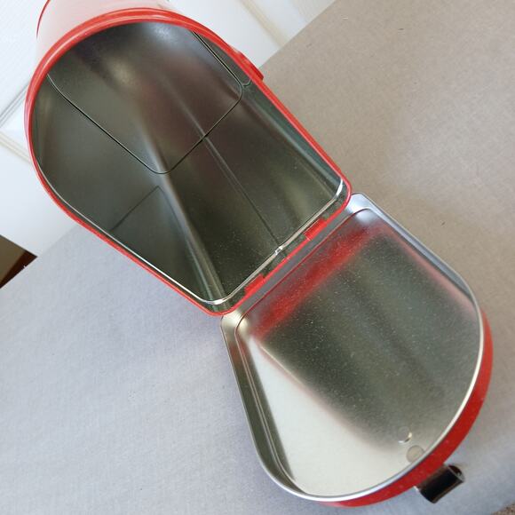 Santa's Mailbox 8.5"x6.25"x4" Letters to Santa enchanted red tin with flag - Picture 3 of 14